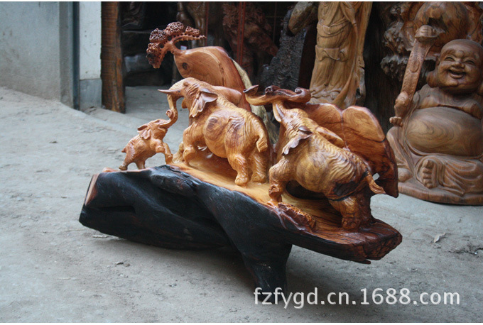 佛緣永續，萬象更新 老撾黃花梨木雕根刻工藝之美